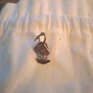 1987 P Buckley Moss KIRK STIEFF Pewter Geese Pin